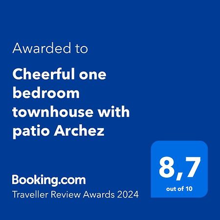 Cheerful One Bedroom Townhouse With Patio Árchez Extérieur photo