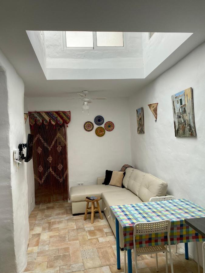 Cheerful One Bedroom Townhouse With Patio Árchez Extérieur photo