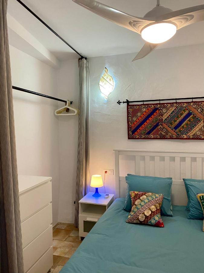 Cheerful One Bedroom Townhouse With Patio Árchez Extérieur photo